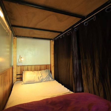Beholden Stay And Cafe - A Luxury Boutique Hotel In Manali Manāli Buitenkant foto