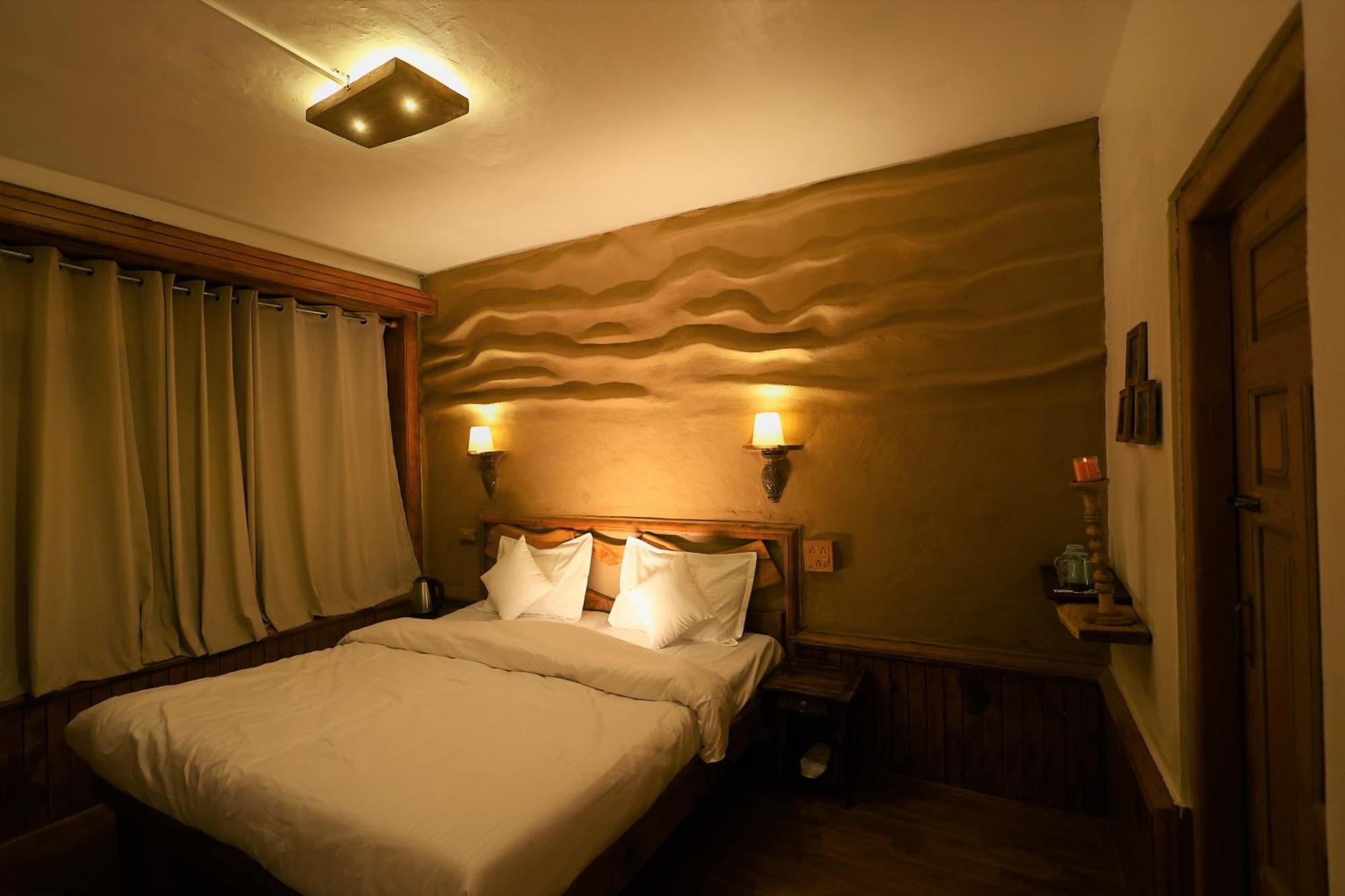 Beholden Stay And Cafe - A Luxury Boutique Hotel In Manali Manāli Buitenkant foto
