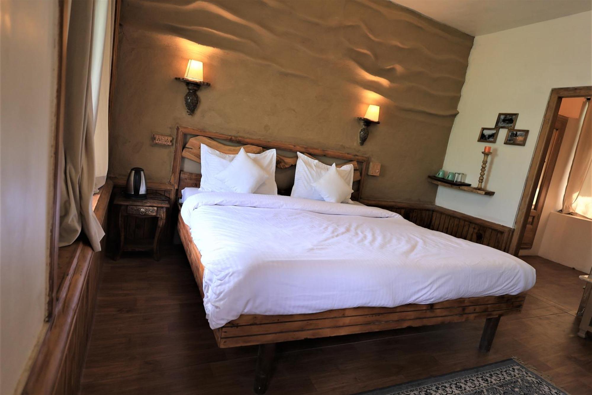 Beholden Stay And Cafe - A Luxury Boutique Hotel In Manali Manāli Buitenkant foto